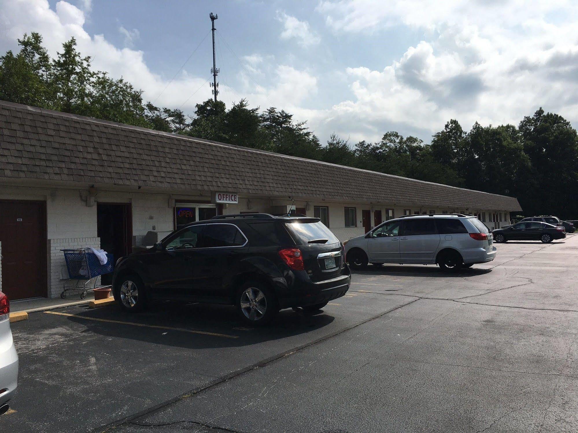 Economy Inn Crossville Exterior foto